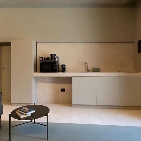 Lithos Maniace Syracuse