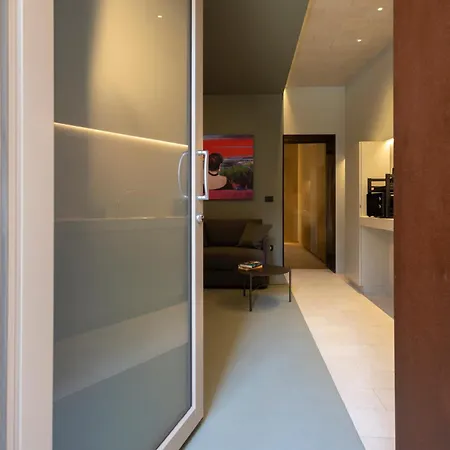 Lithos Maniace Apartment