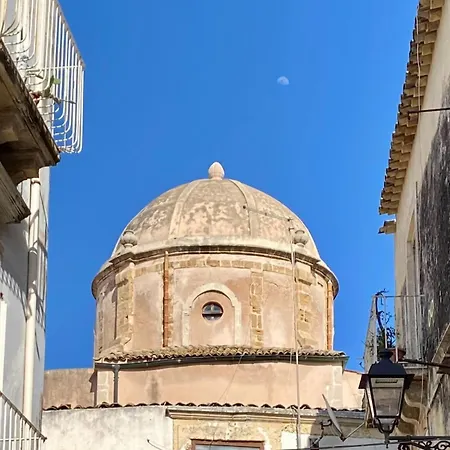 Lithos Maniace דירה סירקוזה